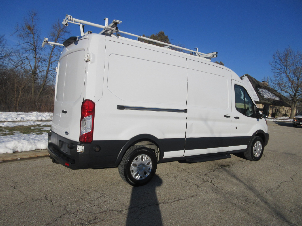 Ford Transit 350 Van Med. Roof w/Sliding Pass. 148-in. WB 2018