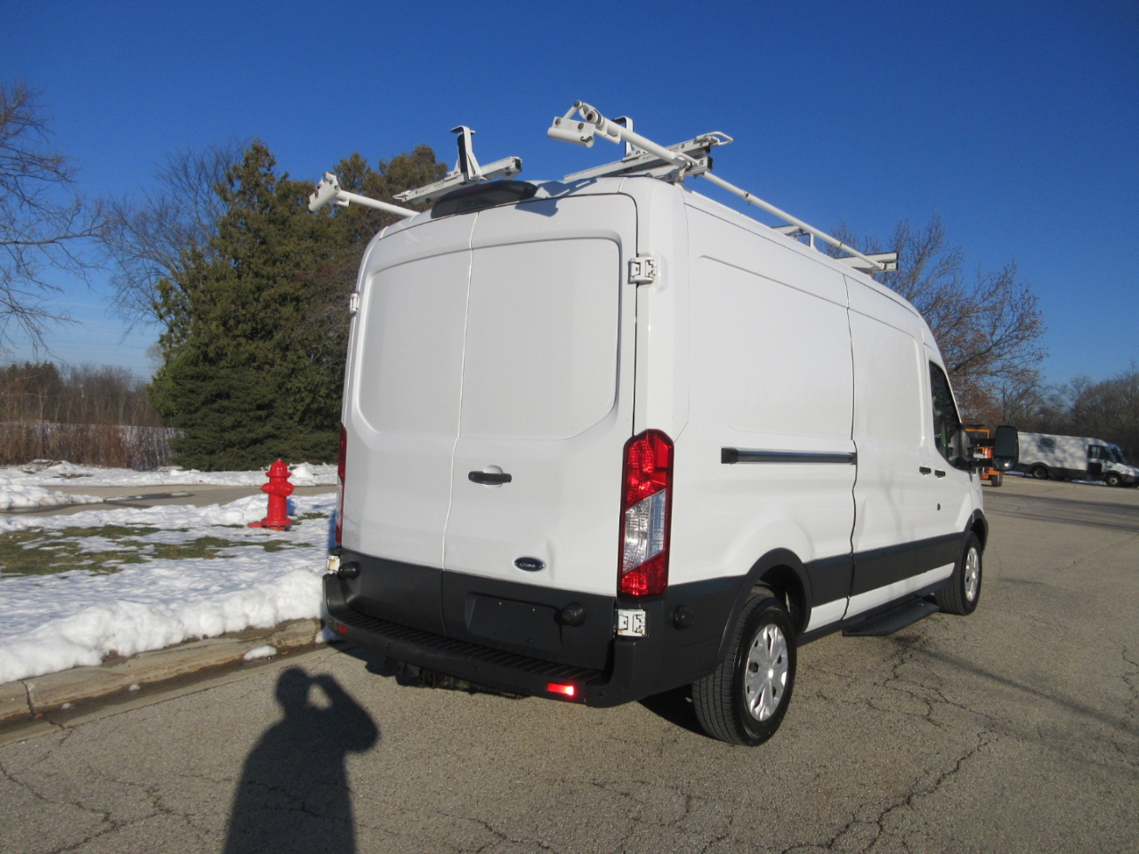 Ford Transit 350 Van Med. Roof w/Sliding Pass. 148-in. WB 2018