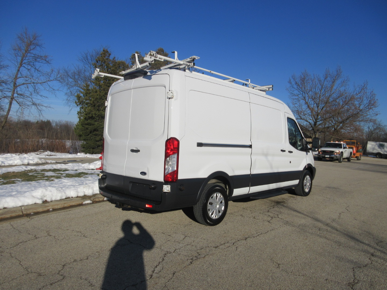 Ford Transit 350 Van Med. Roof w/Sliding Pass. 148-in. WB 2018