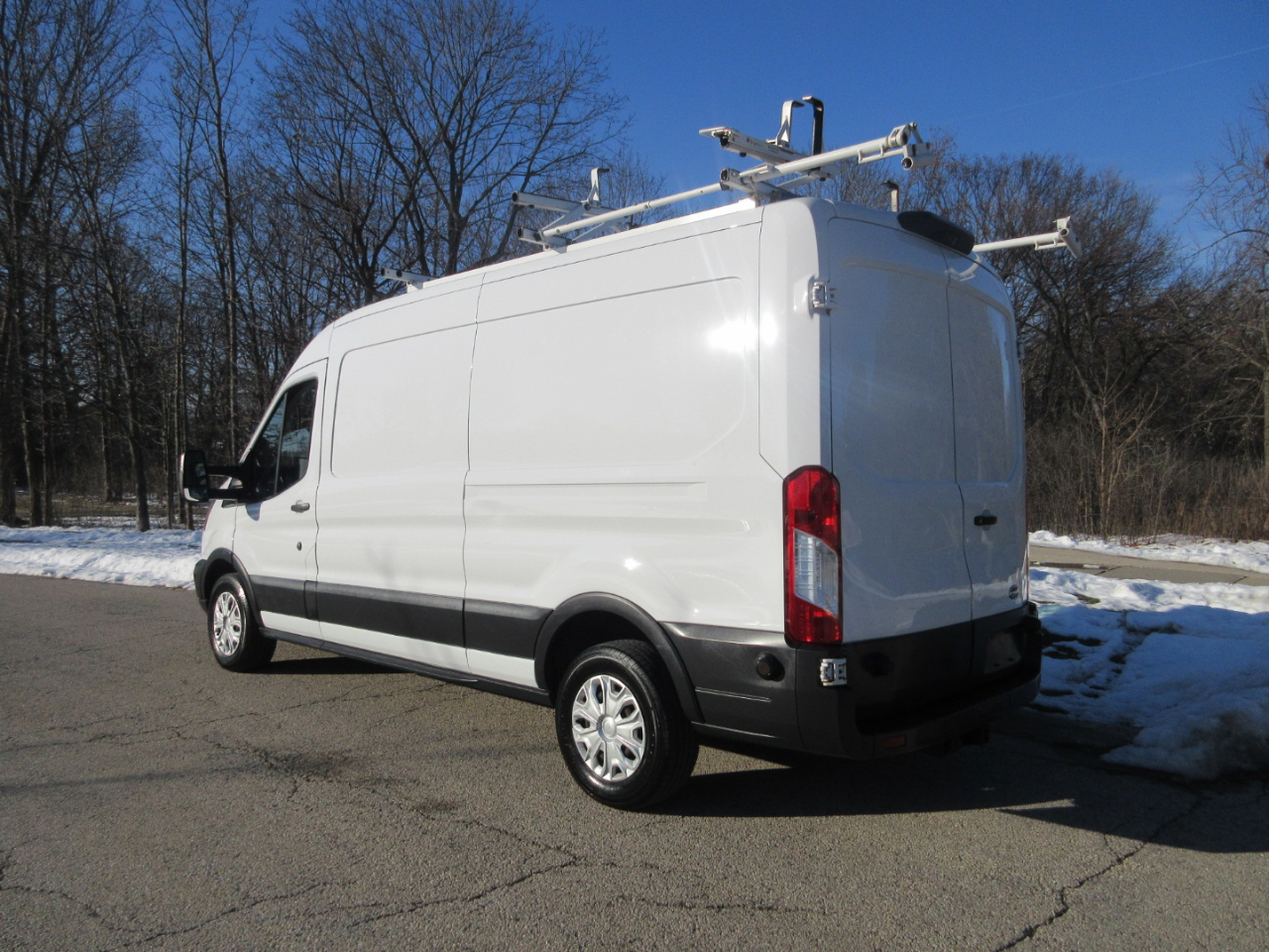 Ford Transit 350 Van Med. Roof w/Sliding Pass. 148-in. WB 2018