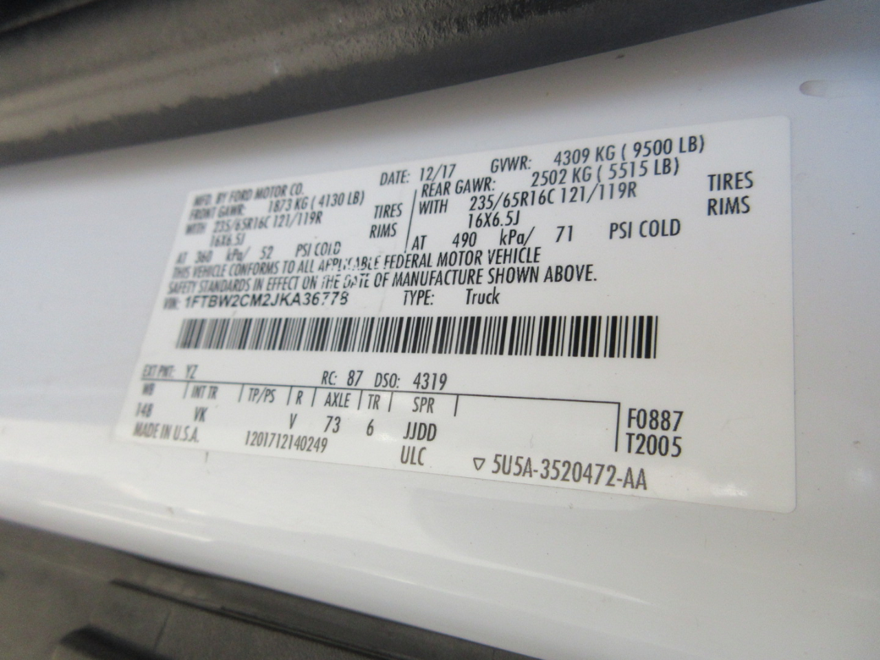 Ford Transit 350 Van Med. Roof w/Sliding Pass. 148-in. WB 2018