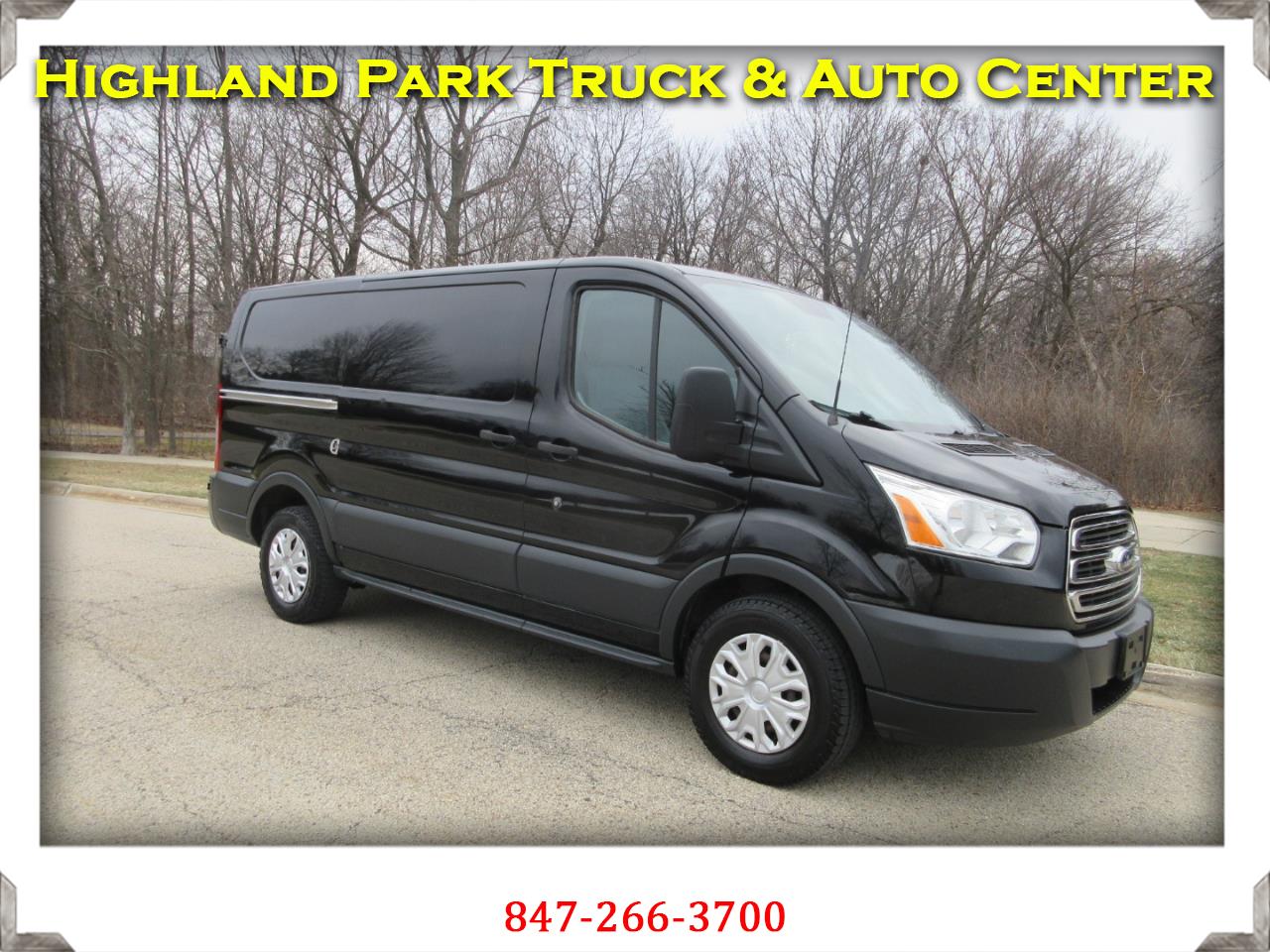 2017 Ford Transit 150 Van Low Roof w/Sliding Pass. 130-in. WB