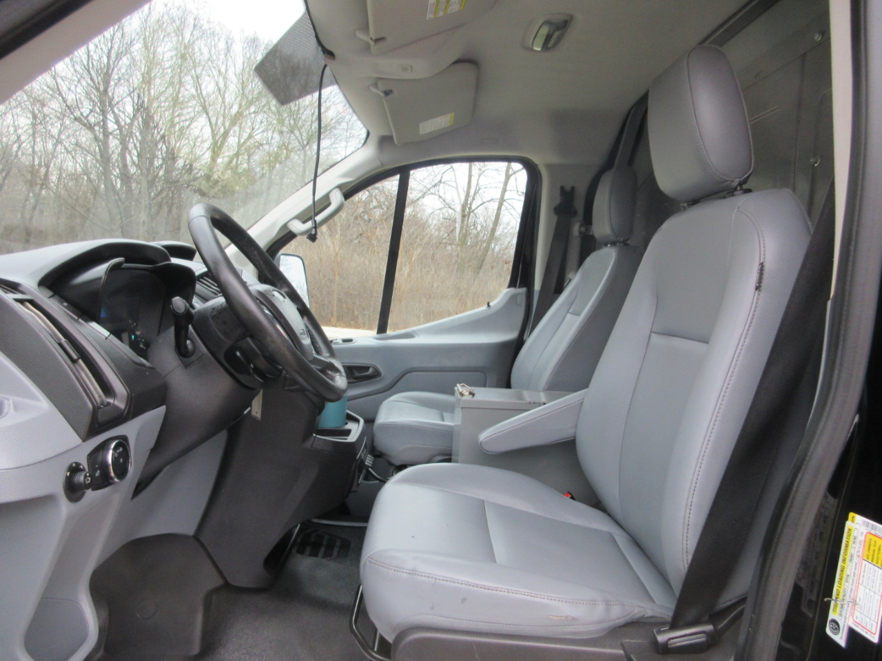 Ford Transit 150 Van Low Roof w/Sliding Pass. 130-in. WB 2017