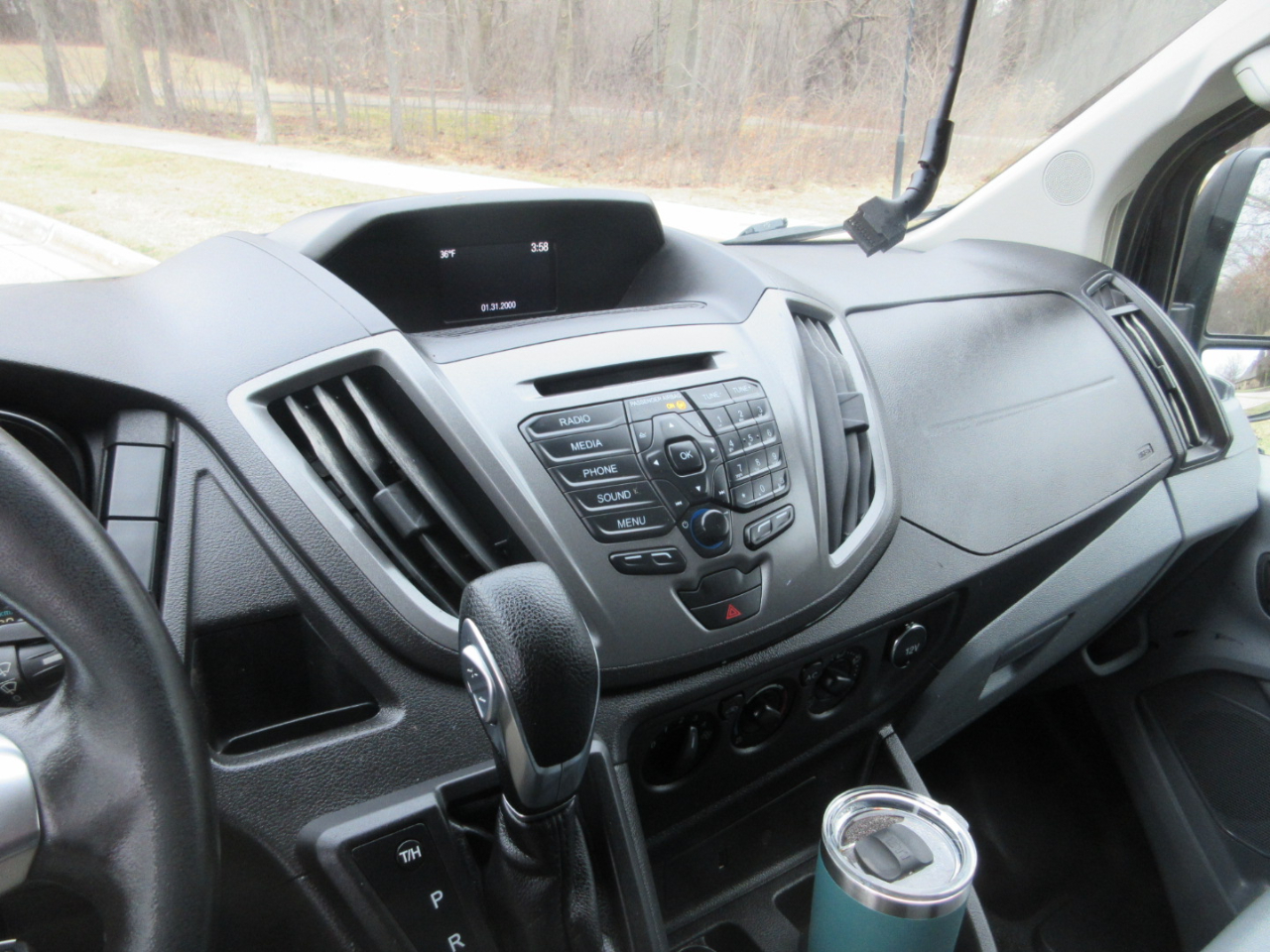 Ford Transit 150 Van Low Roof w/Sliding Pass. 130-in. WB 2017