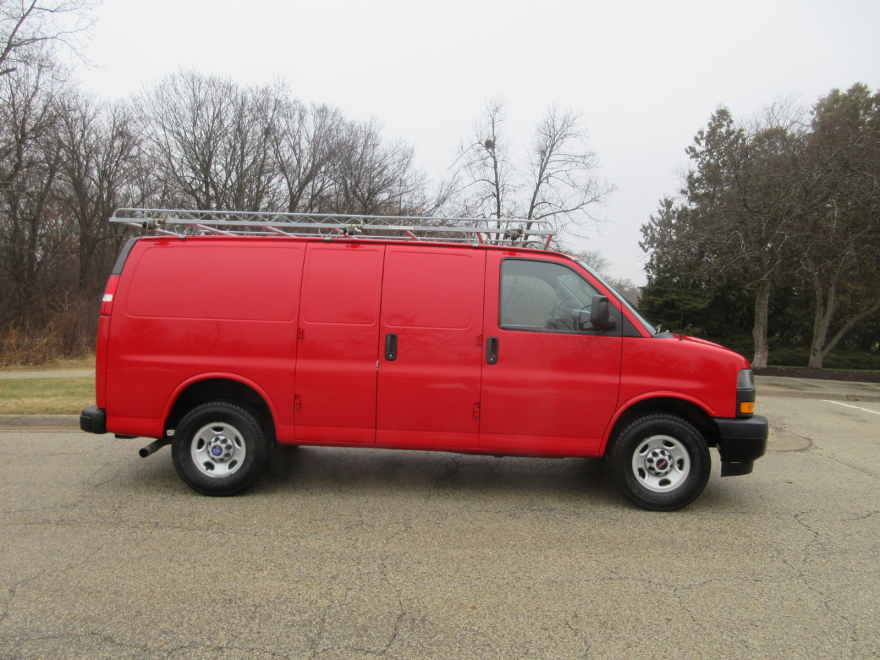 GMC Savana G3500 Cargo 2019