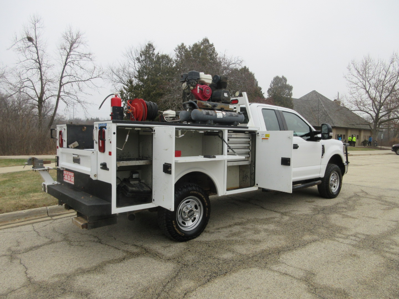 Ford F-350 SD XL SuperCab 4WD 2019