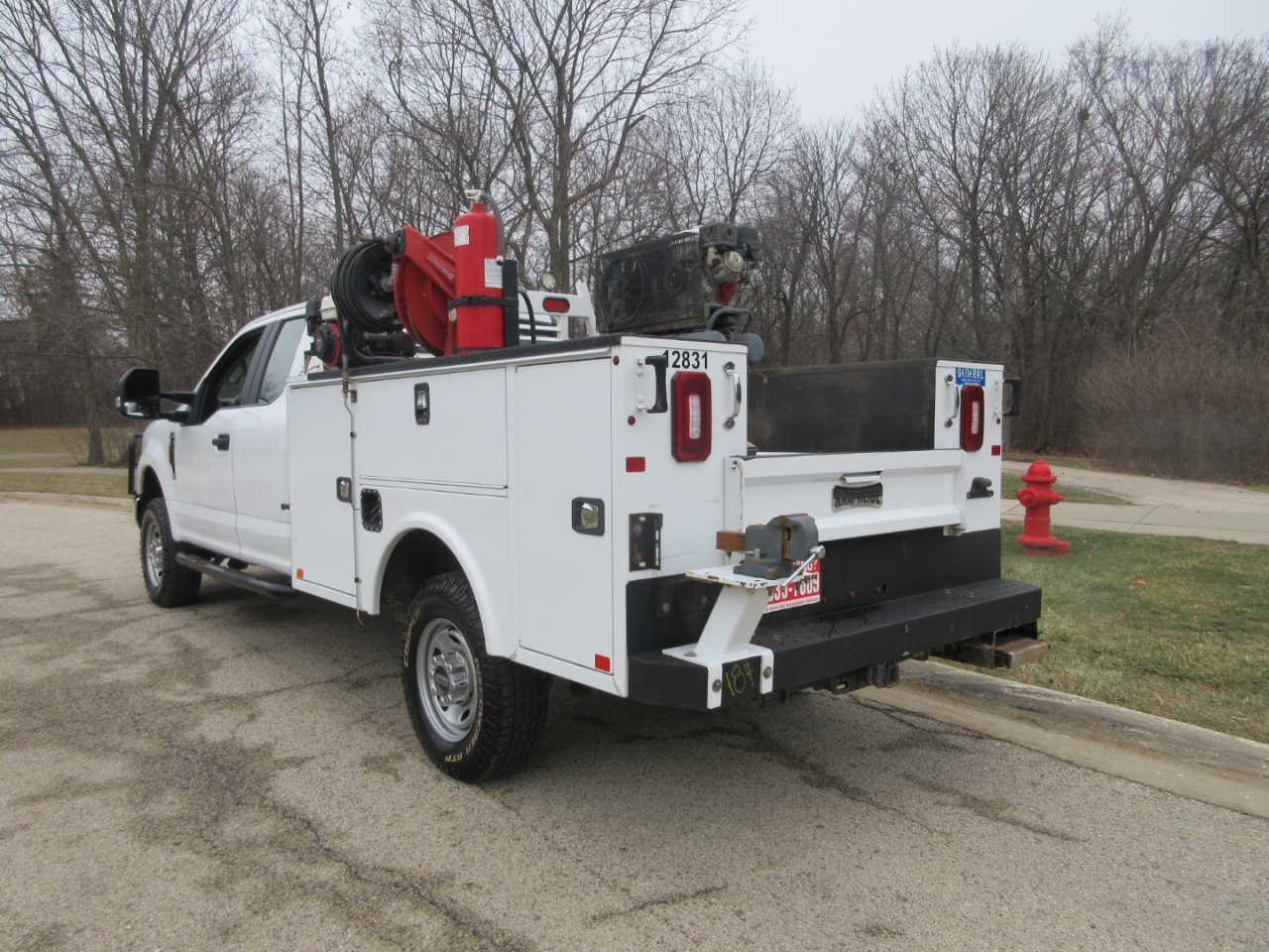 Ford F-350 SD XL SuperCab 4WD 2019