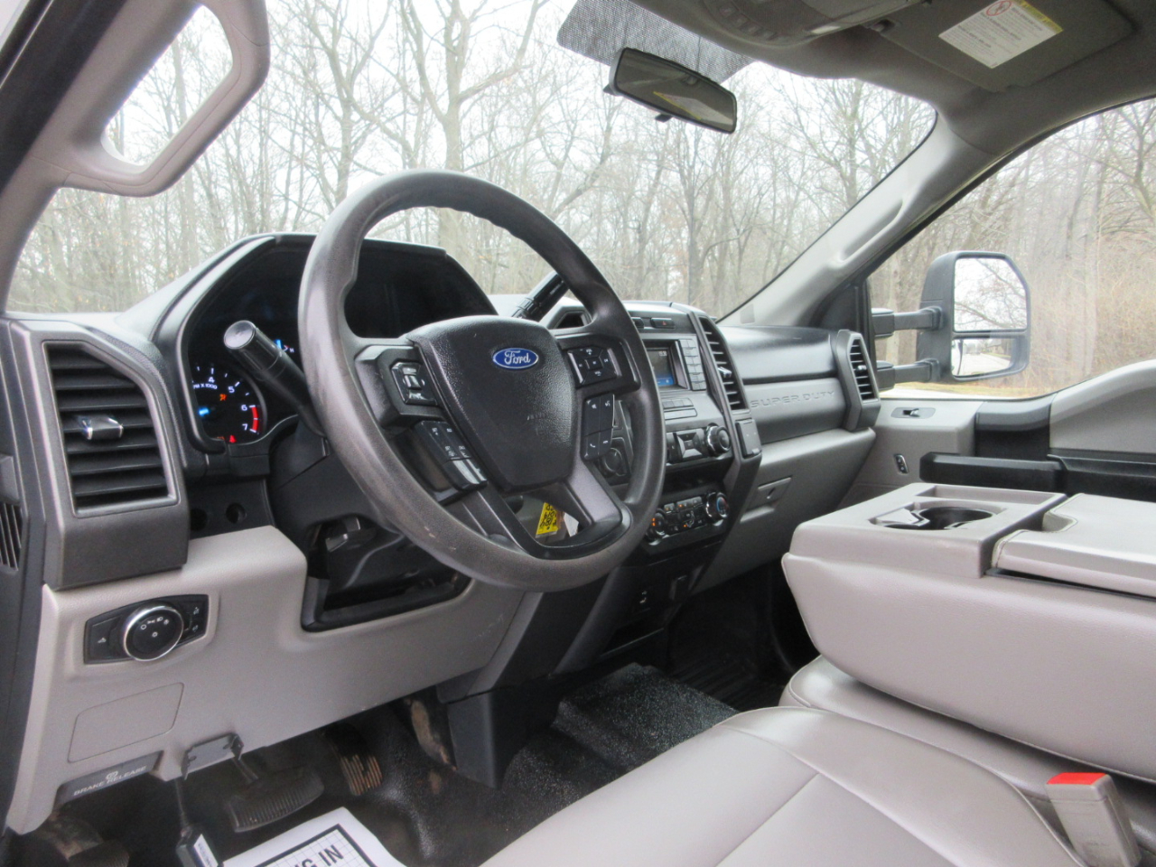 Ford F-350 SD XL SuperCab 4WD 2019