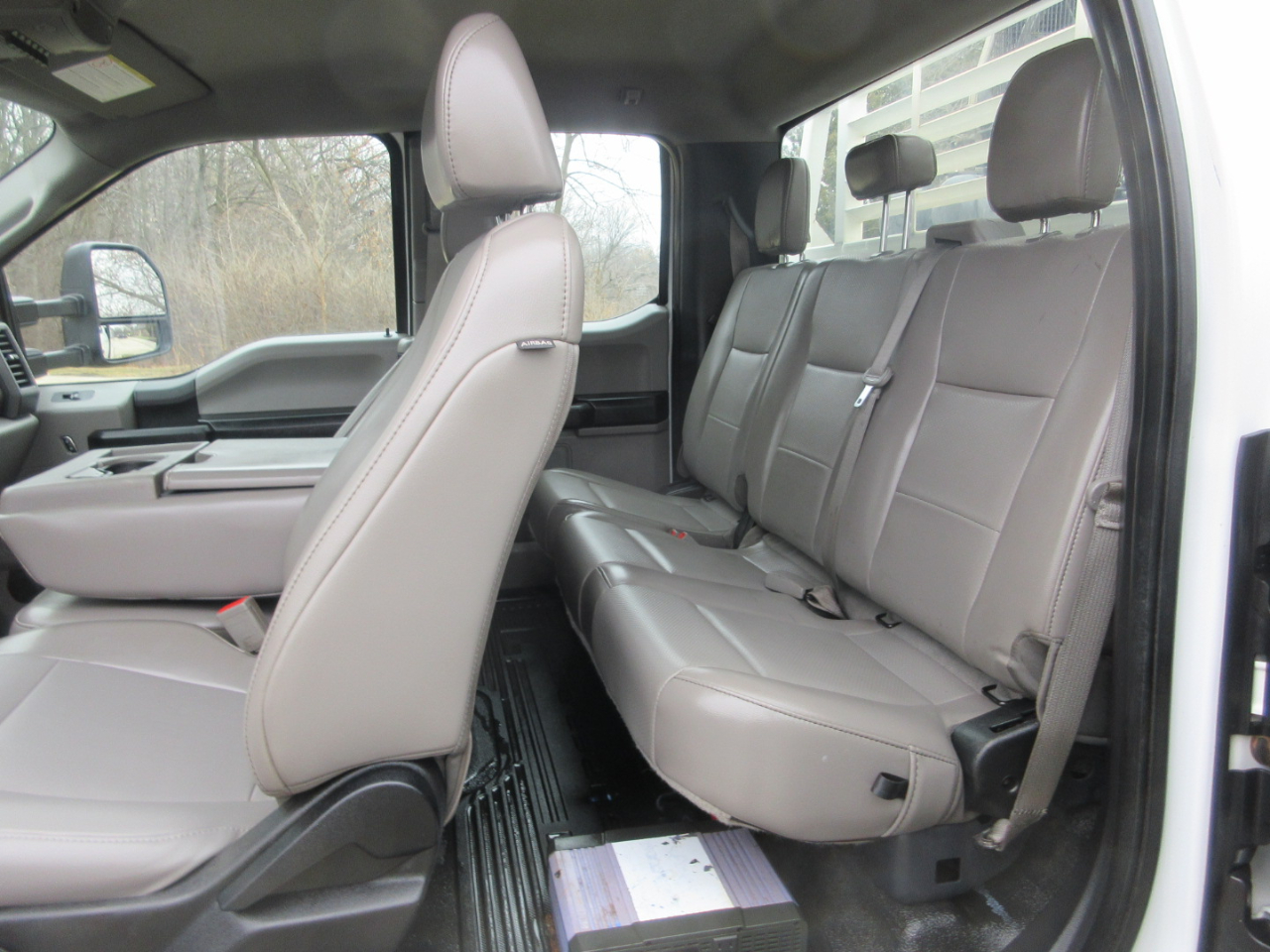 Ford F-350 SD XL SuperCab 4WD 2019