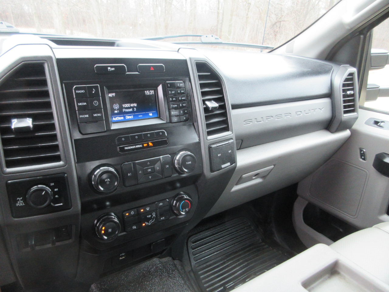 Ford F-350 SD XL SuperCab 4WD 2019