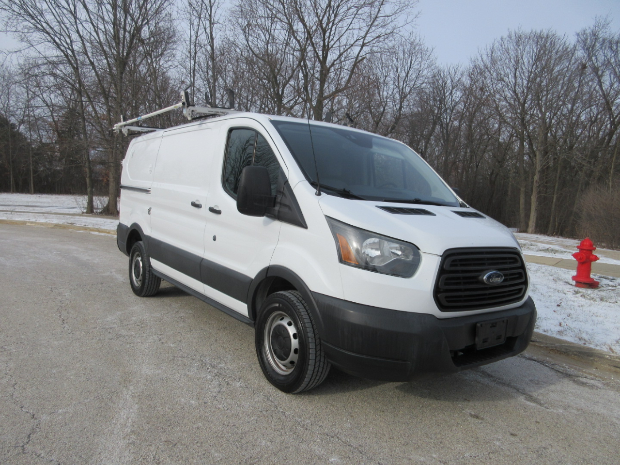 Ford Transit 250 Van Low Roof w/Sliding Pass. 130-in. WB 2016