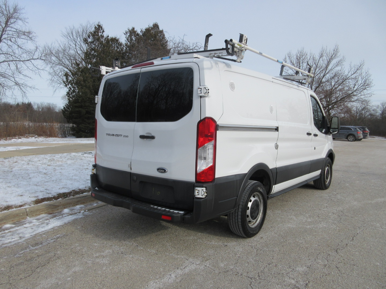 Ford Transit 250 Van Low Roof w/Sliding Pass. 130-in. WB 2016