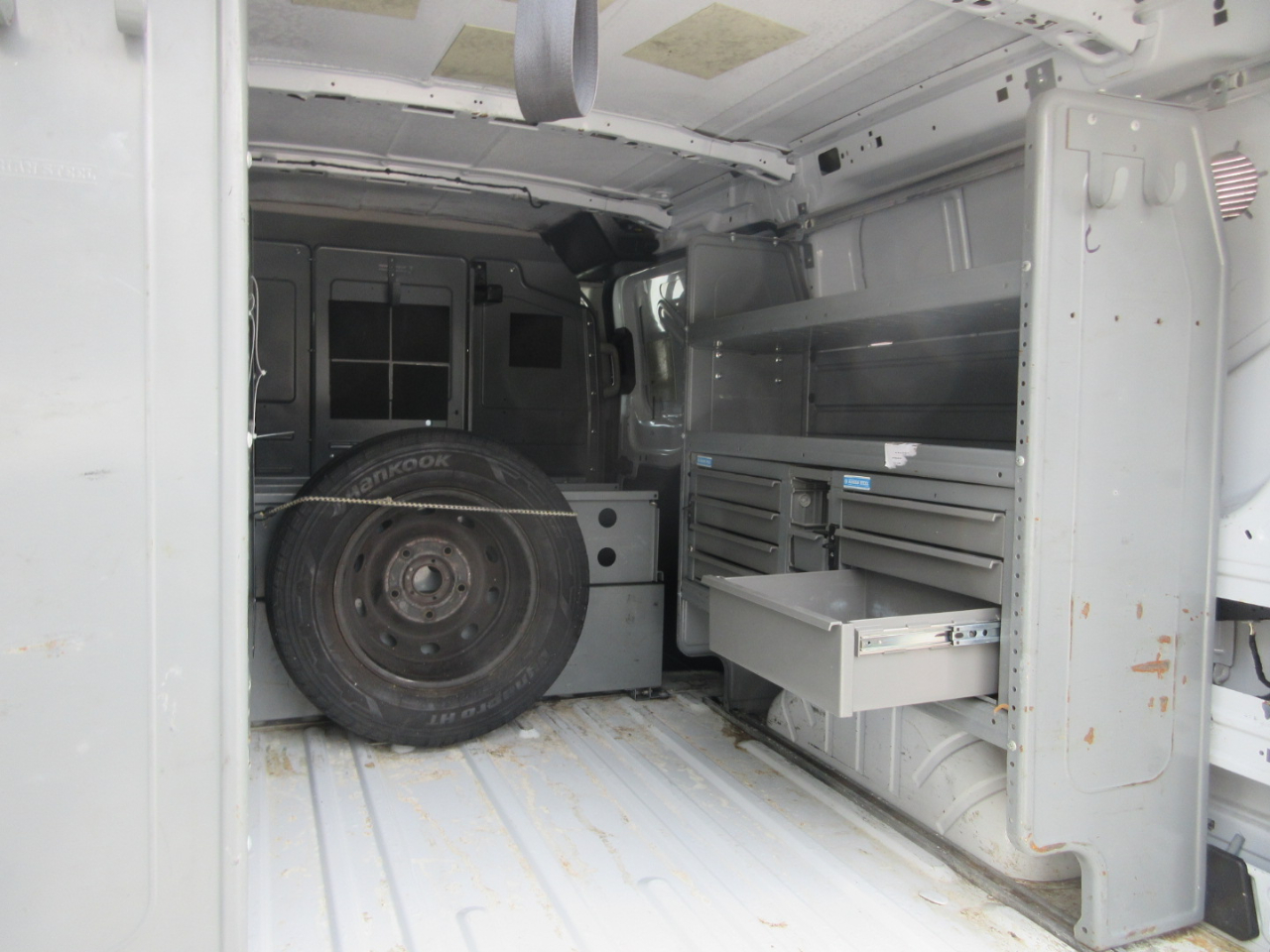 Ford Transit 250 Van Low Roof w/Sliding Pass. 130-in. WB 2016