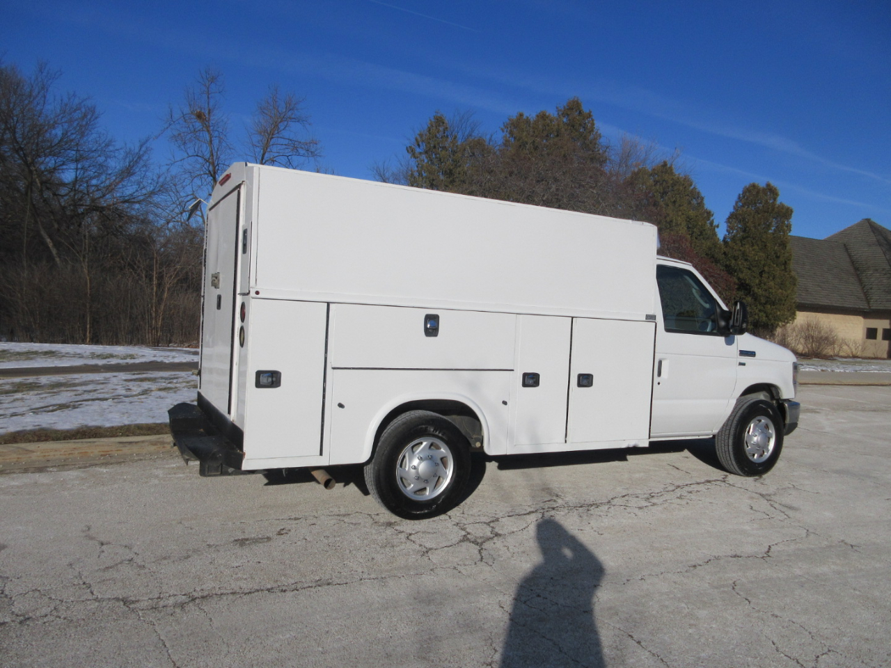 Ford Econoline E-350 Super Duty 2015