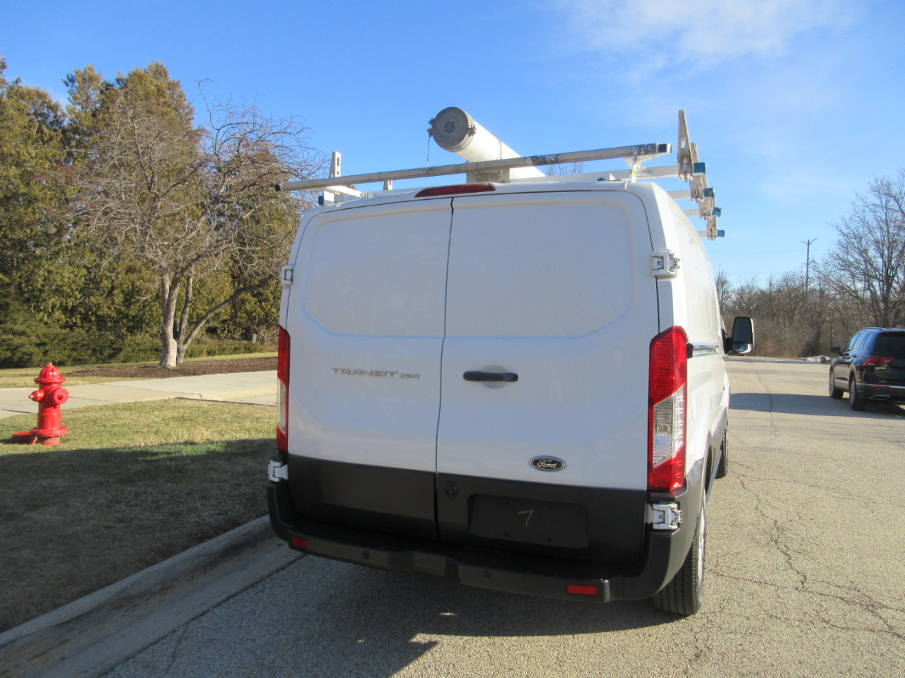 Ford Transit 250 Van Low Roof w/Sliding Pass. 130-in. WB 2017