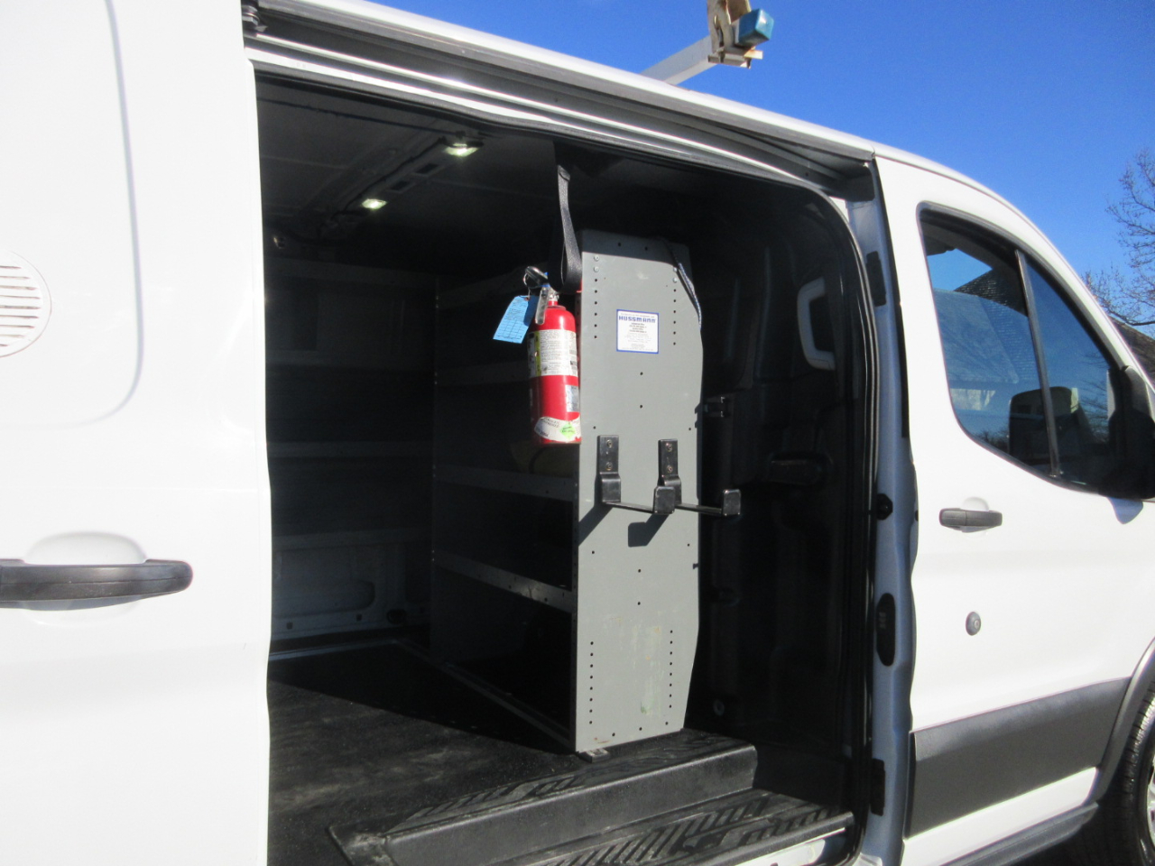 Ford Transit 250 Van Low Roof w/Sliding Pass. 130-in. WB 2017