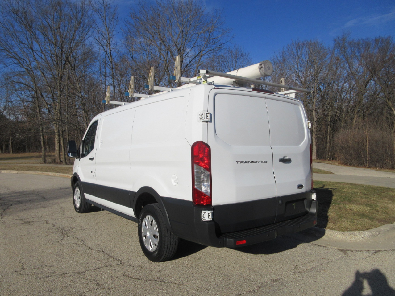 Ford Transit 250 Van Low Roof w/Sliding Pass. 130-in. WB 2017