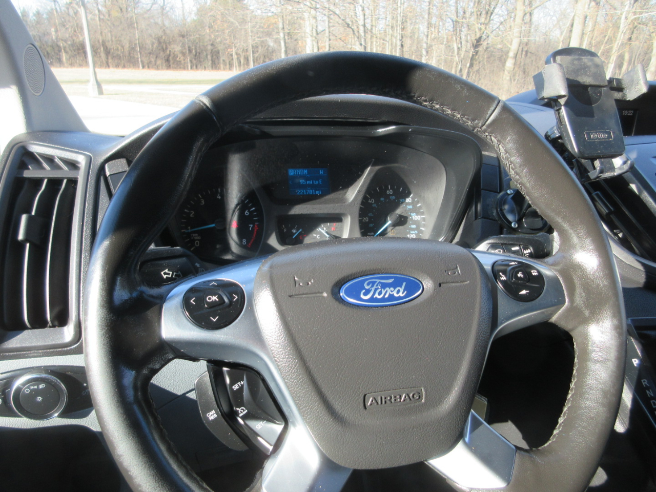 Ford Transit 250 Van Low Roof w/Sliding Pass. 130-in. WB 2017