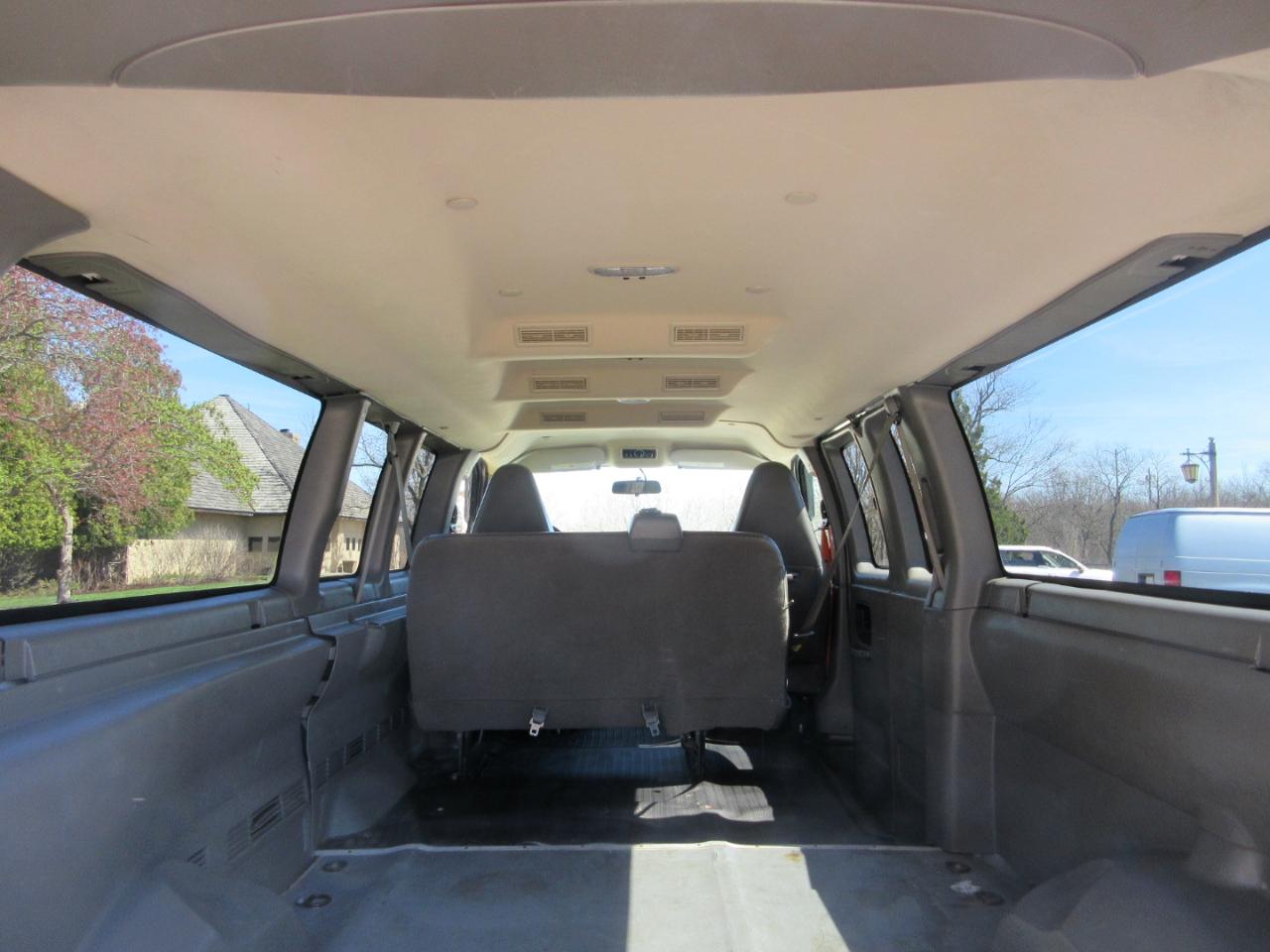 Chevrolet Express RWD 2500 155" 2020