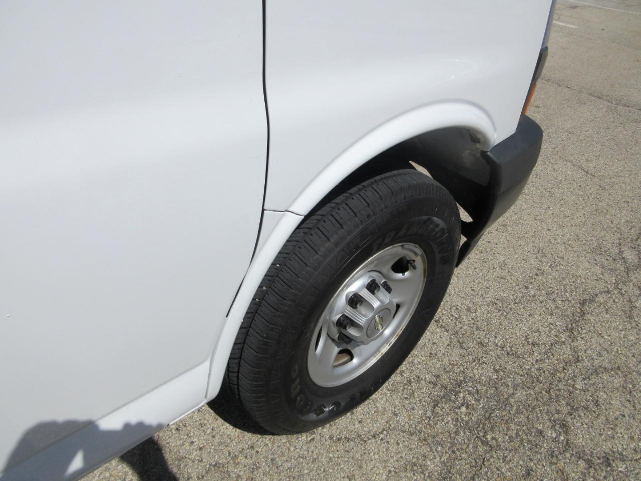 Chevrolet Express RWD 2500 155" 2020