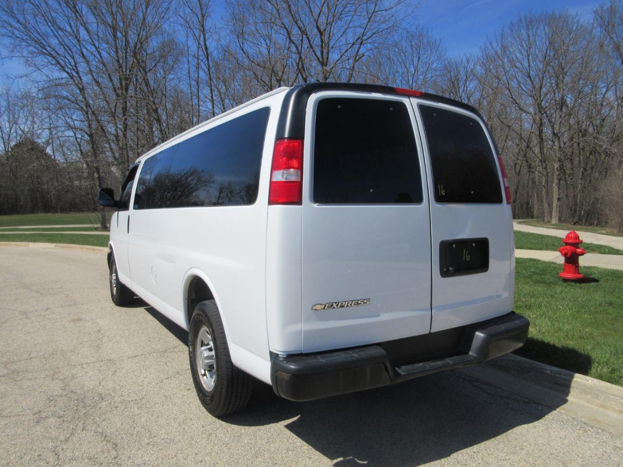 Chevrolet Express RWD 2500 155" 2020