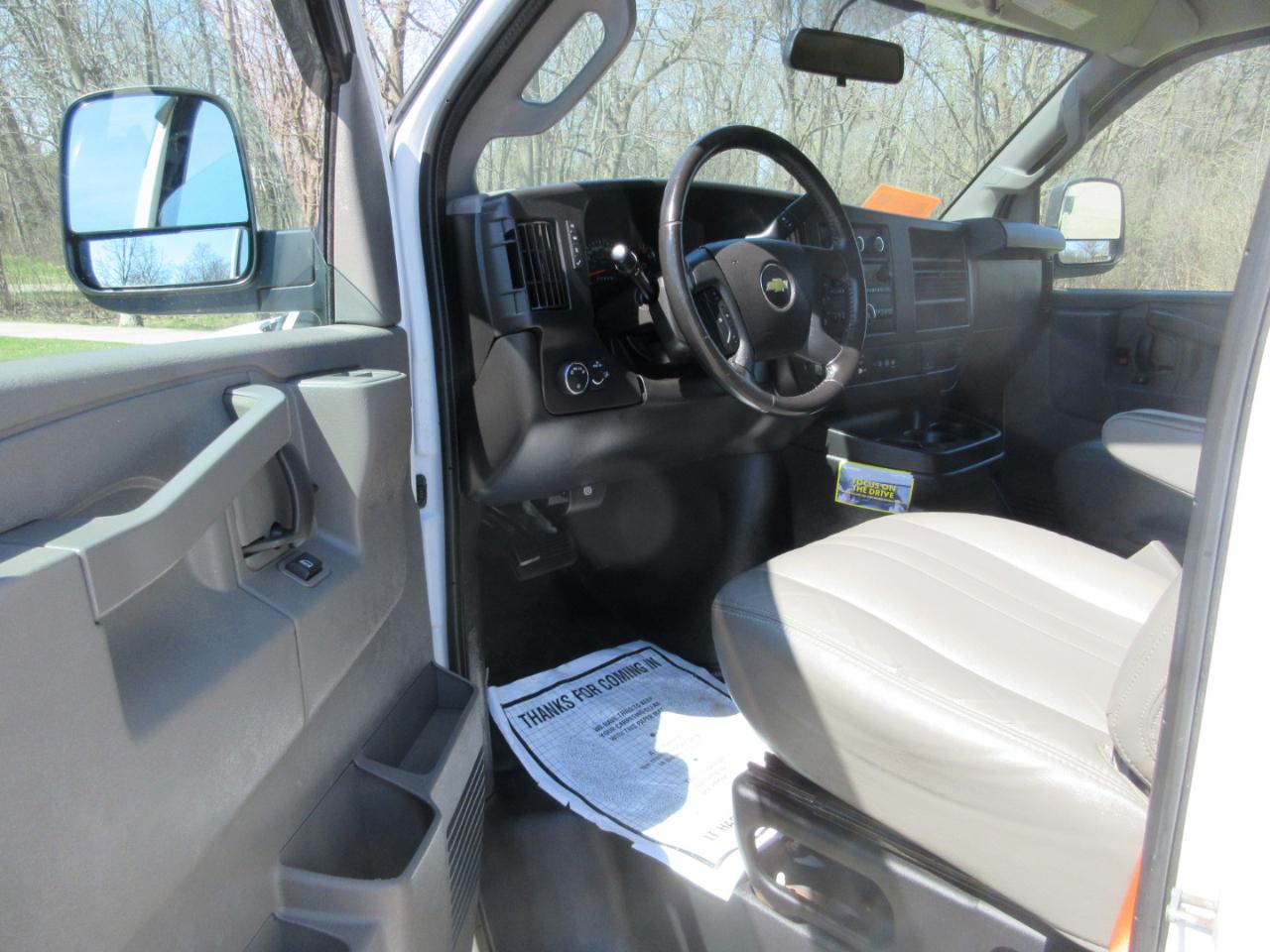 Chevrolet Express RWD 2500 155" 2020