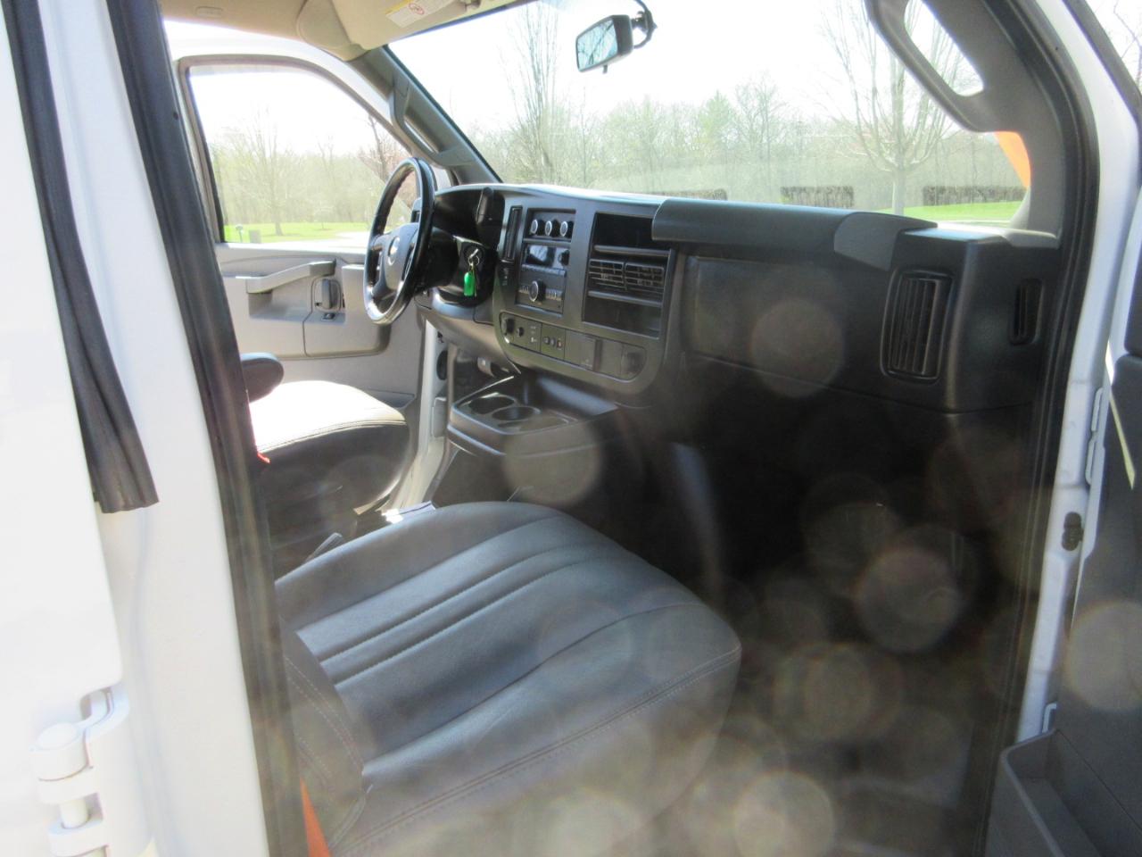 Chevrolet Express RWD 2500 155" 2020