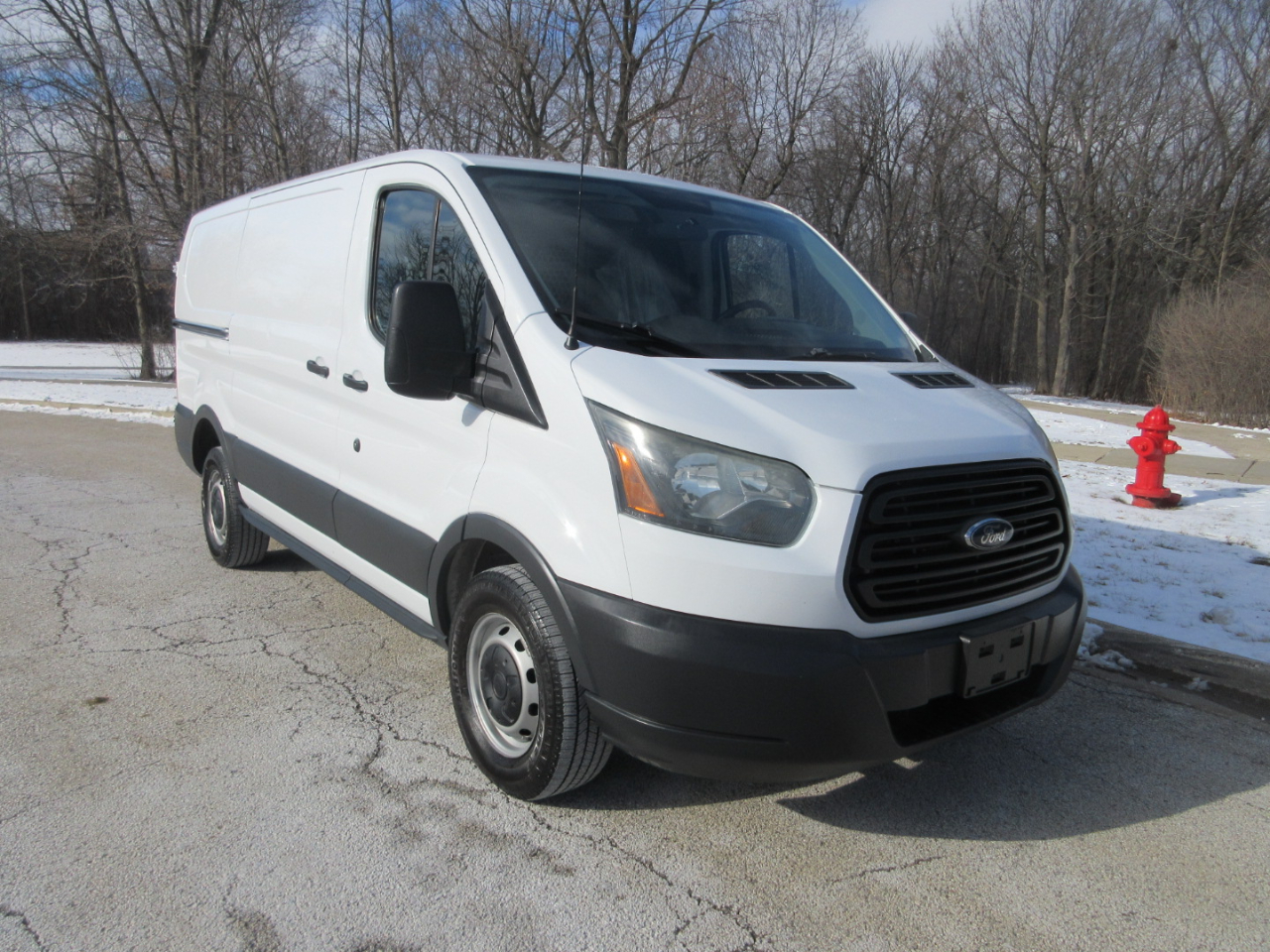 Ford Transit 250 Van Low Roof w/Sliding Pass. 130-in. WB 2015
