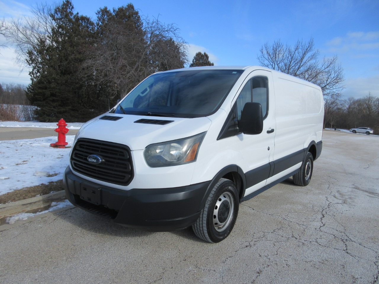 Ford Transit 250 Van Low Roof w/Sliding Pass. 130-in. WB 2015