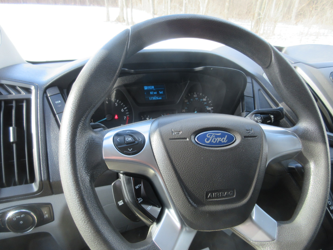 Ford Transit 250 Van Low Roof w/Sliding Pass. 130-in. WB 2015