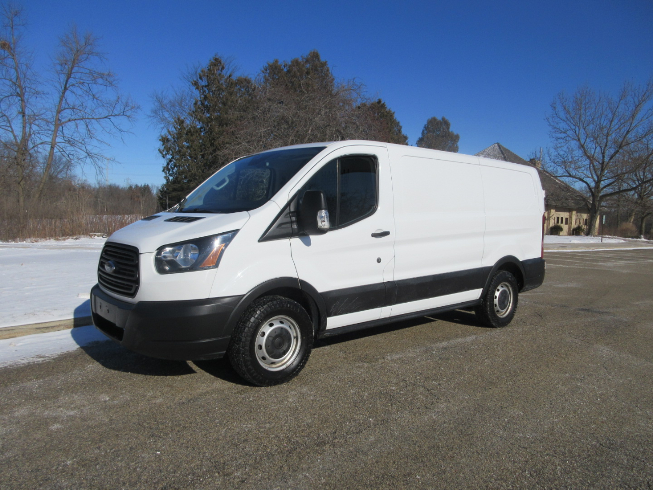 Ford Transit 150 Van Low Roof w/Sliding Pass. 130-in. WB 2019