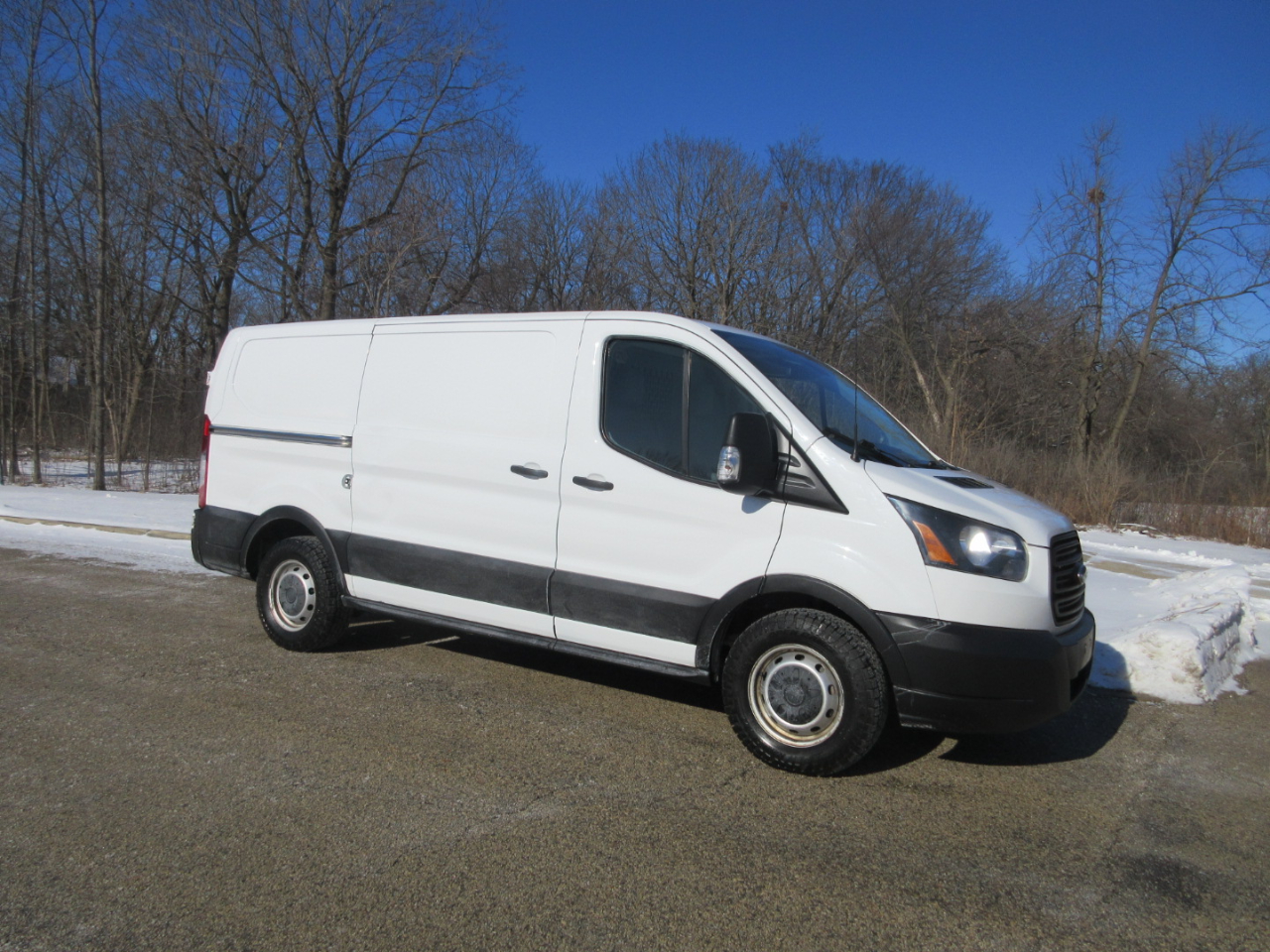 Ford Transit 150 Van Low Roof w/Sliding Pass. 130-in. WB 2019