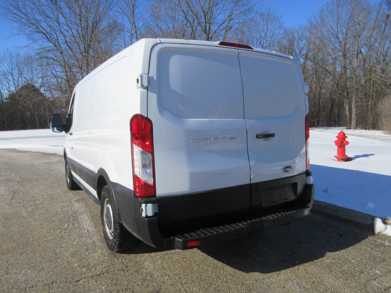Ford Transit 150 Van Low Roof w/Sliding Pass. 130-in. WB 2019