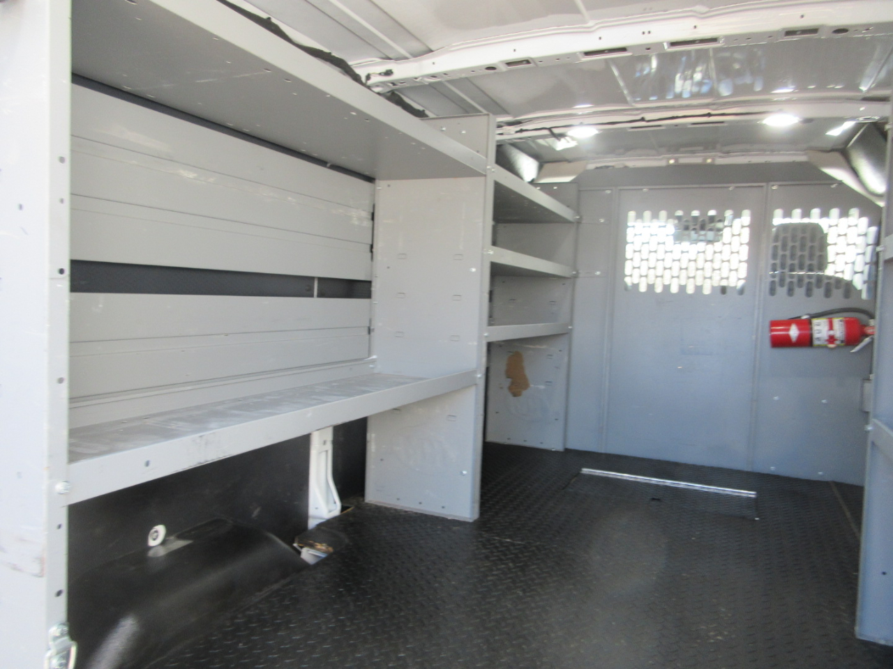 Ford Transit 150 Van Low Roof w/Sliding Pass. 130-in. WB 2019