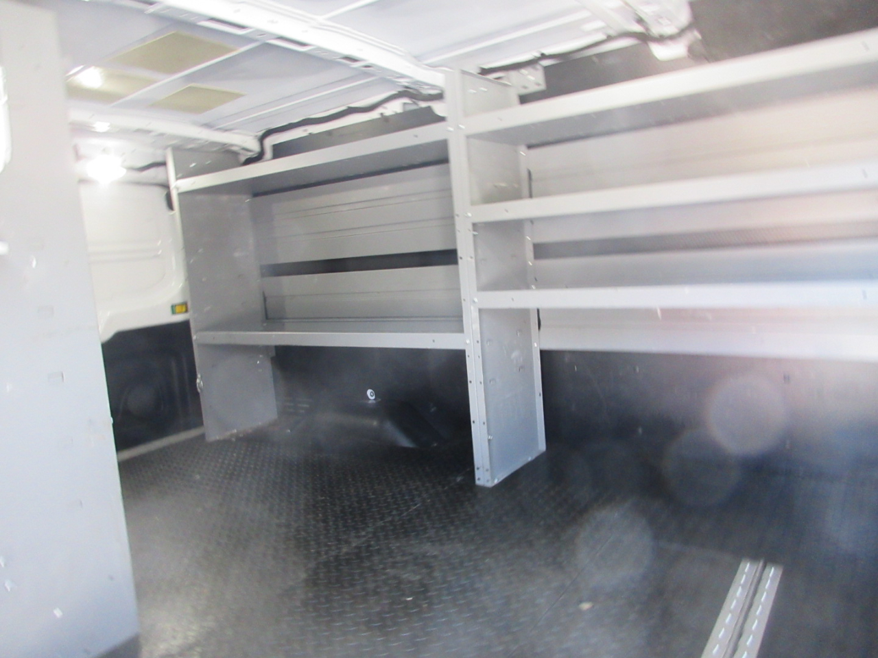 Ford Transit 150 Van Low Roof w/Sliding Pass. 130-in. WB 2019