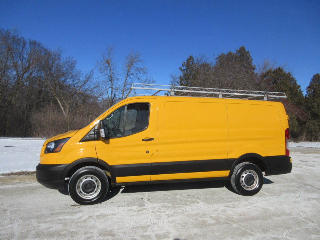 Ford Transit 250 Van Low Roof 60/40 Pass.130-in. WB 2019