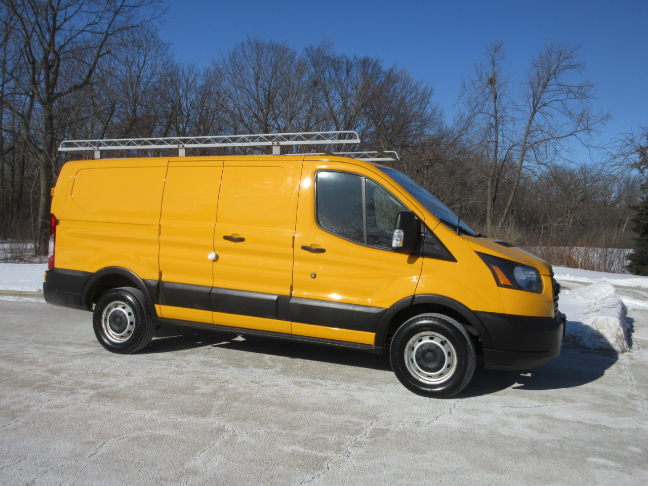 Ford Transit 250 Van Low Roof 60/40 Pass.130-in. WB 2019