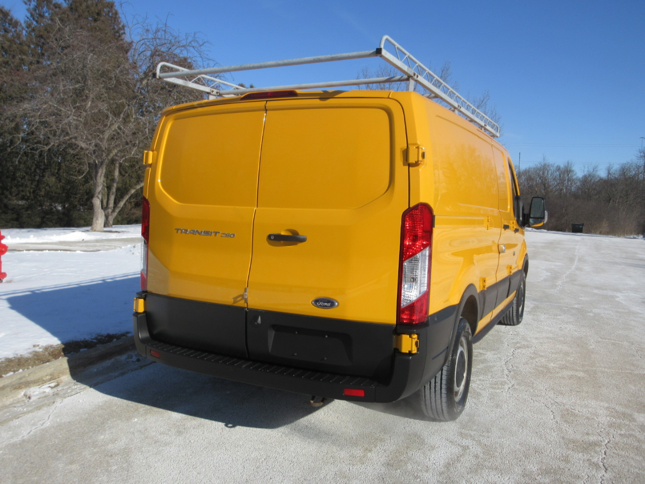 Ford Transit 250 Van Low Roof 60/40 Pass.130-in. WB 2019