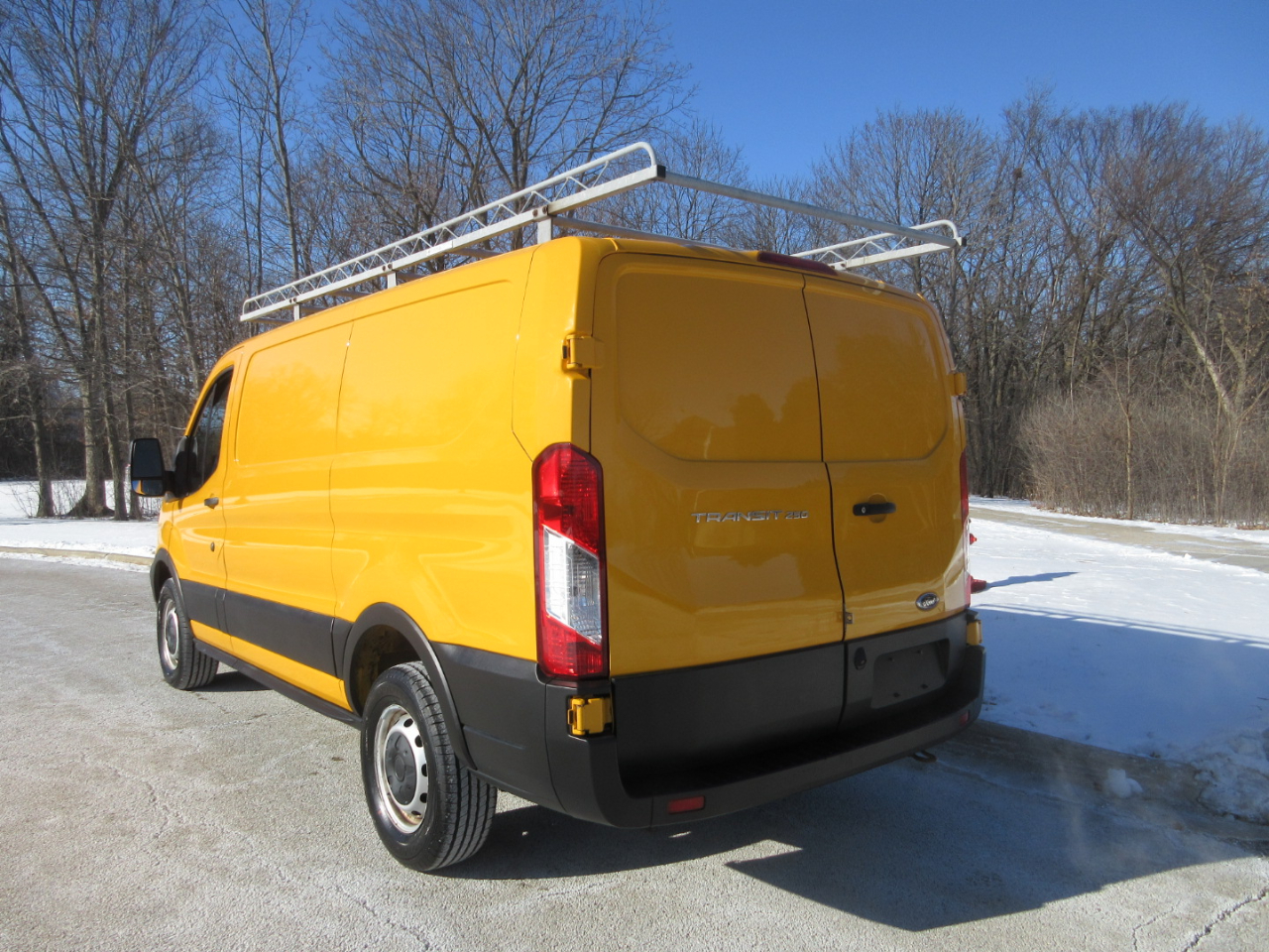 Ford Transit 250 Van Low Roof 60/40 Pass.130-in. WB 2019