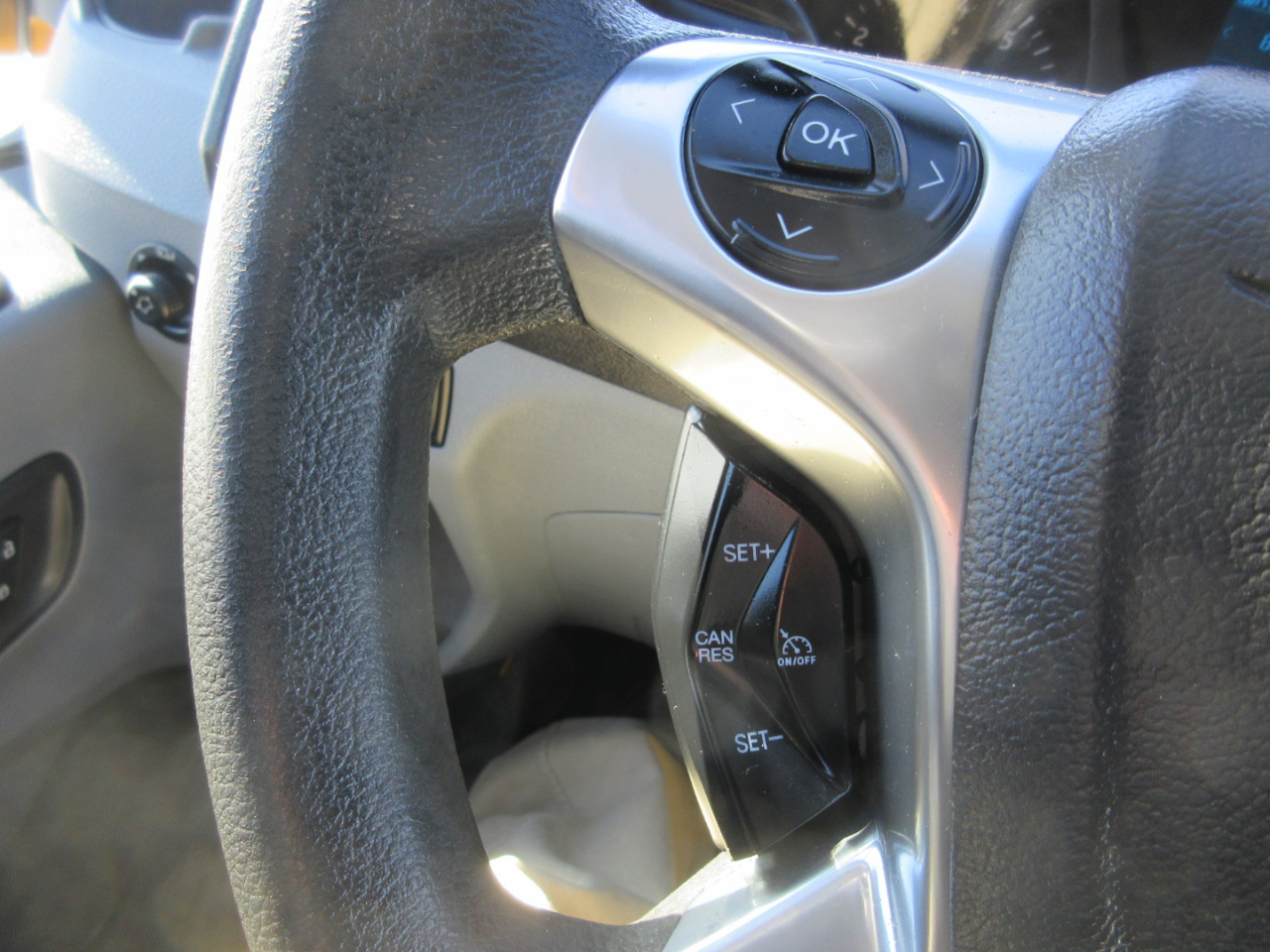 Ford Transit 250 Van Low Roof 60/40 Pass.130-in. WB 2019