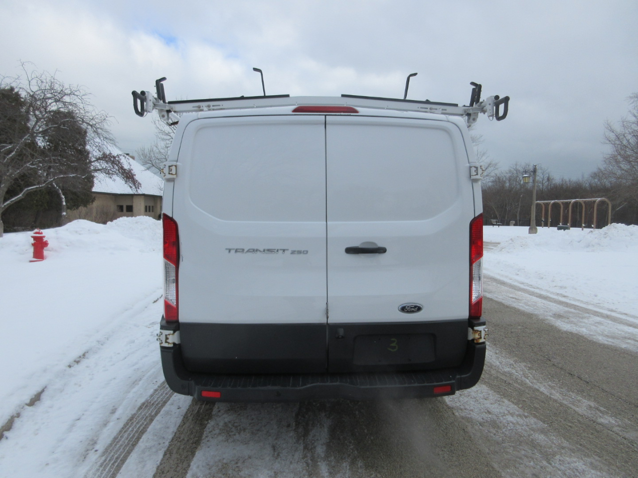 Ford Transit 250 Van Low Roof w/Sliding Pass. 130-in. WB 2016