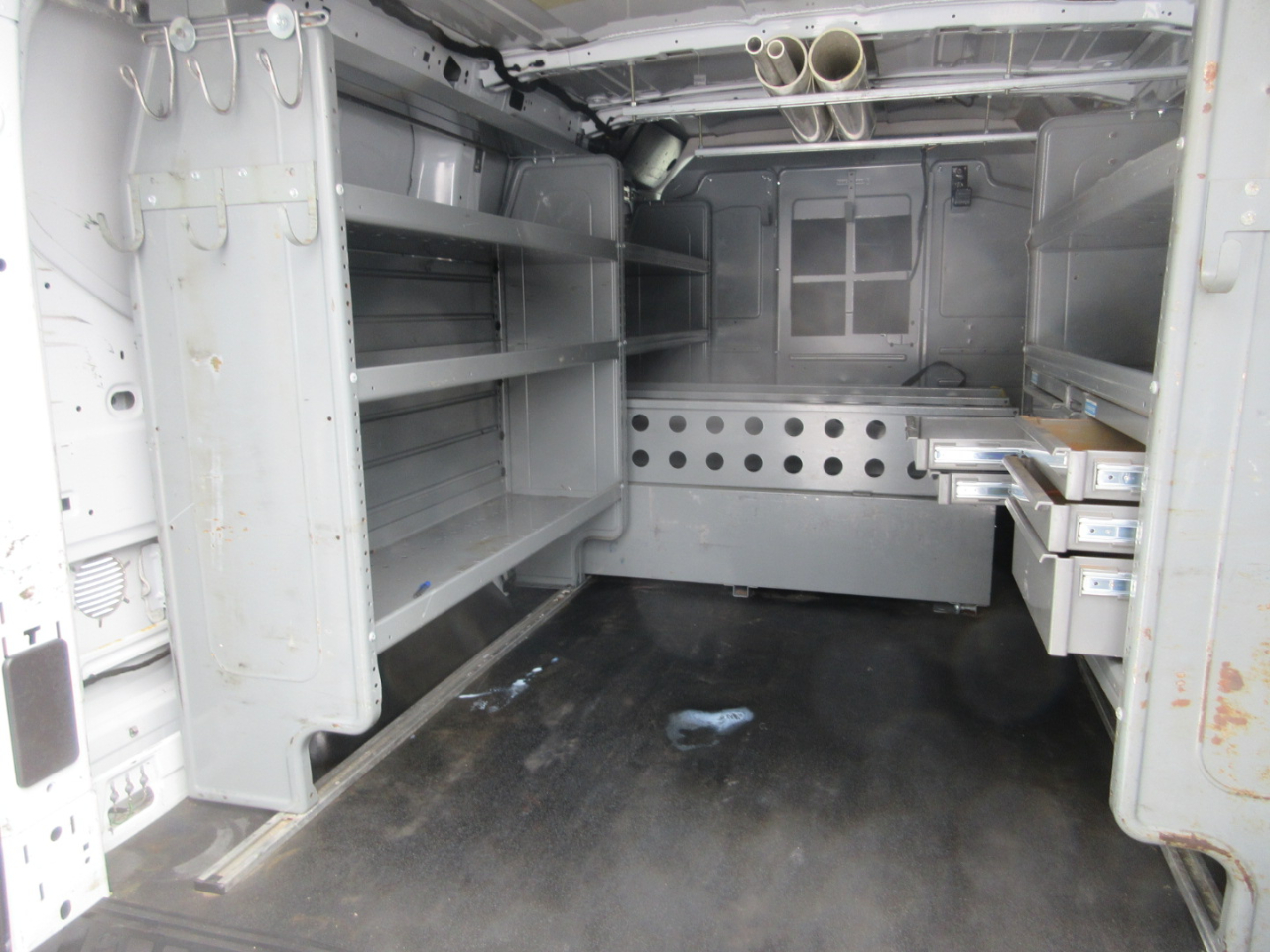 Ford Transit 250 Van Low Roof w/Sliding Pass. 130-in. WB 2016