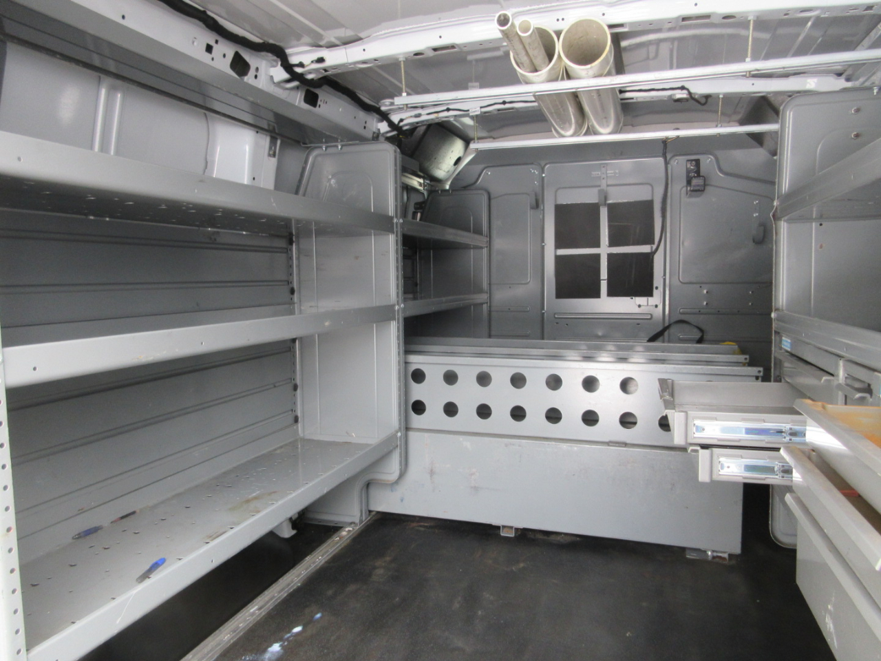 Ford Transit 250 Van Low Roof w/Sliding Pass. 130-in. WB 2016