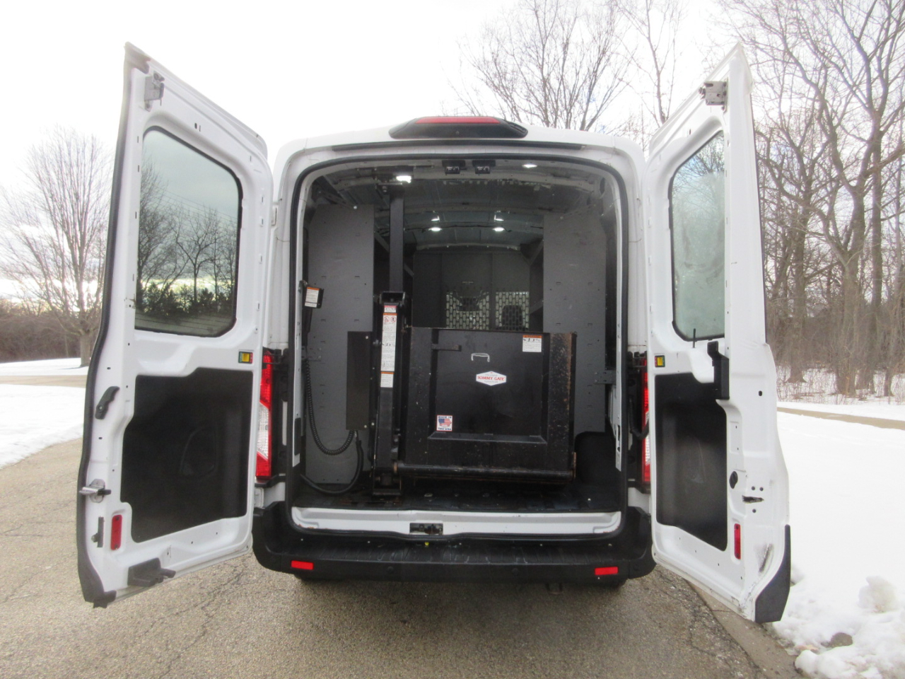 Ford Transit 250 Van Med. Roof w/Sliding Pass. 148-in. WB 2019