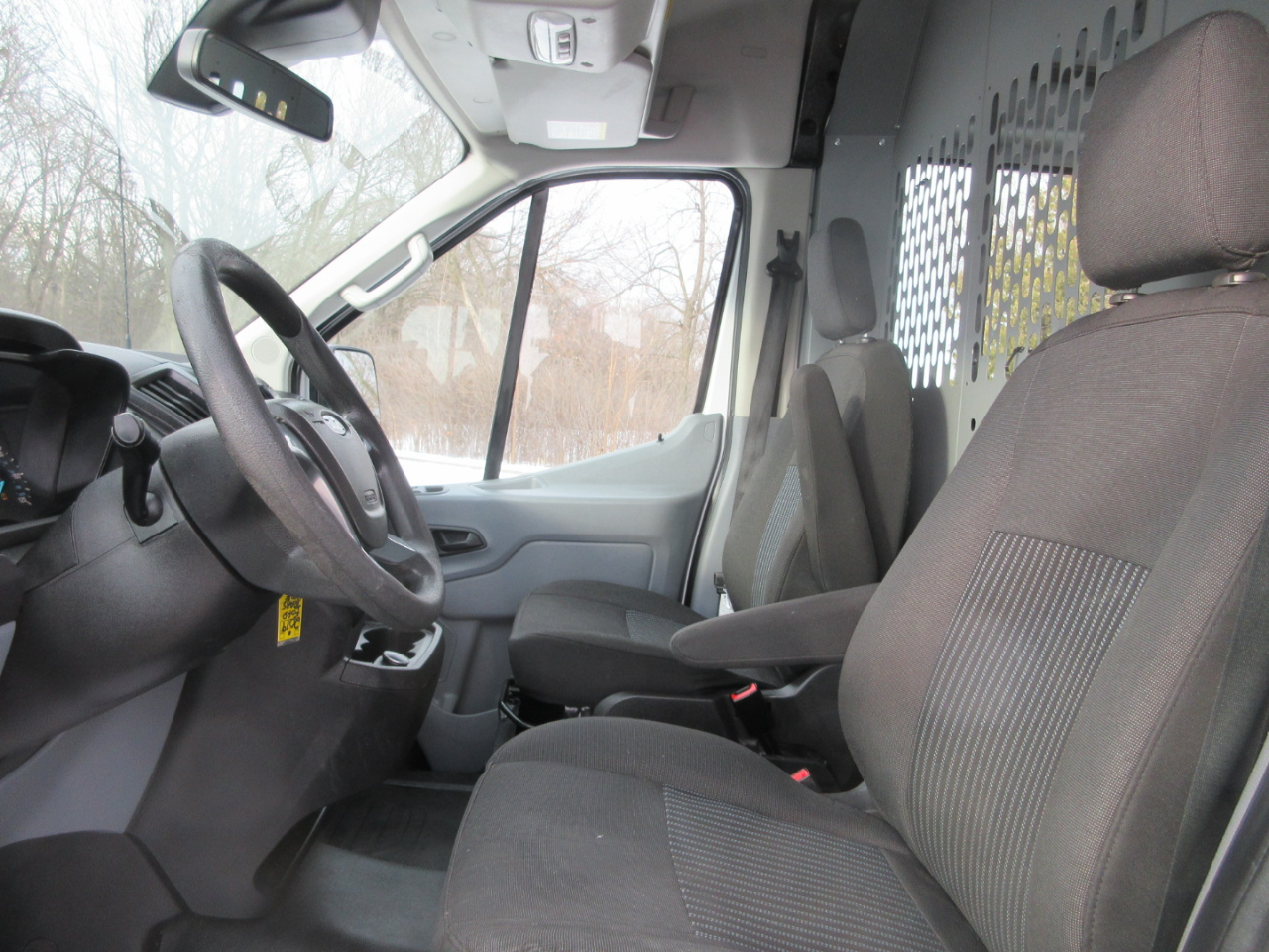 Ford Transit 250 Van Med. Roof w/Sliding Pass. 148-in. WB 2019