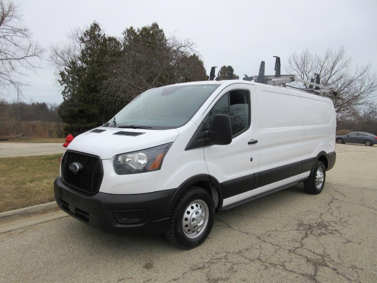 Ford Transit 150 Van Low Roof w/Sliding Pass. 148-in. WB 2021