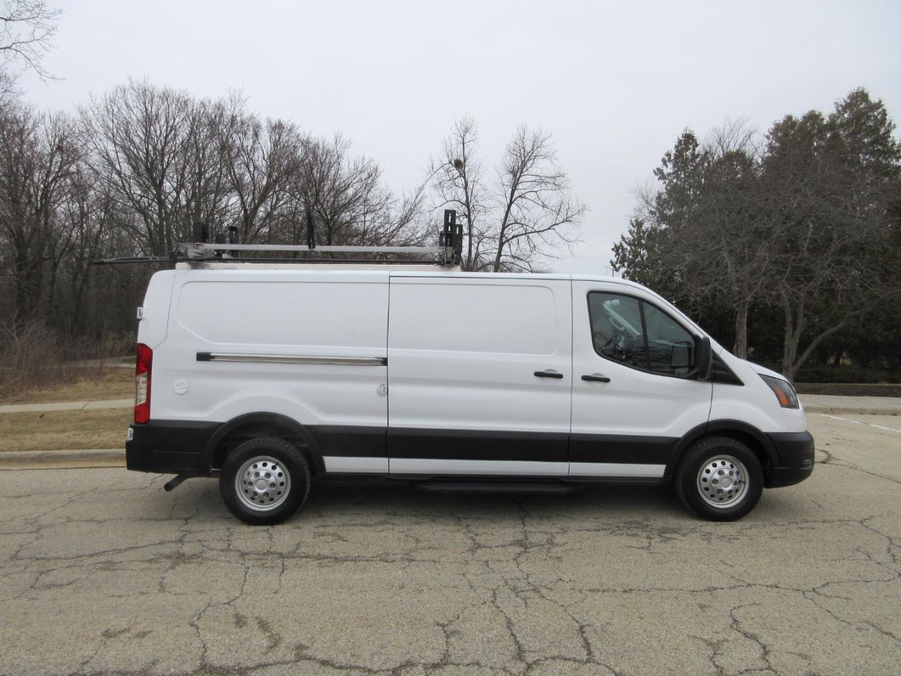 Ford Transit 150 Van Low Roof w/Sliding Pass. 148-in. WB 2021