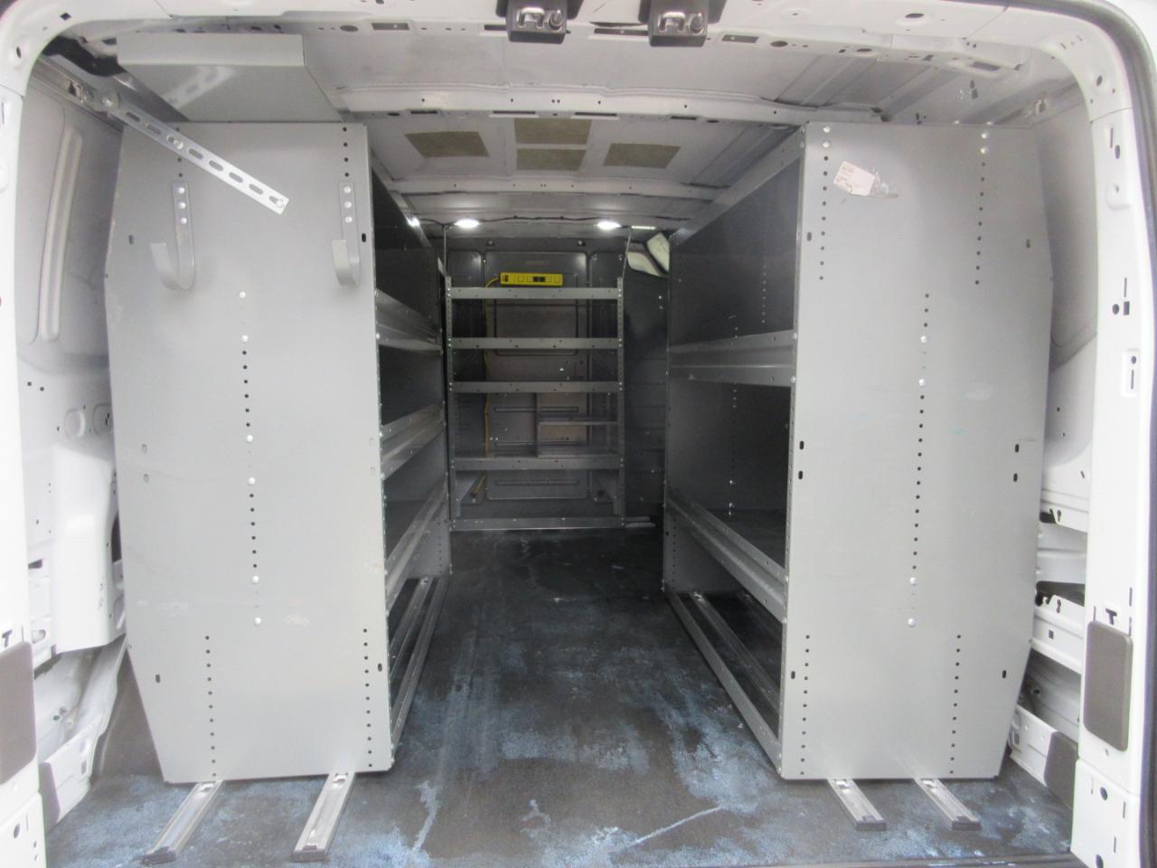 Ford Transit 150 Van Low Roof w/Sliding Pass. 148-in. WB 2021