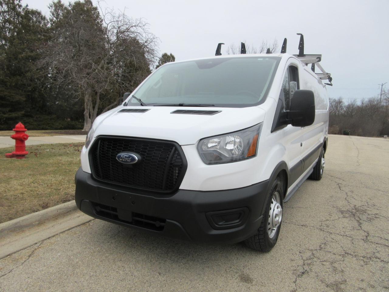 Ford Transit 150 Van Low Roof w/Sliding Pass. 148-in. WB 2021