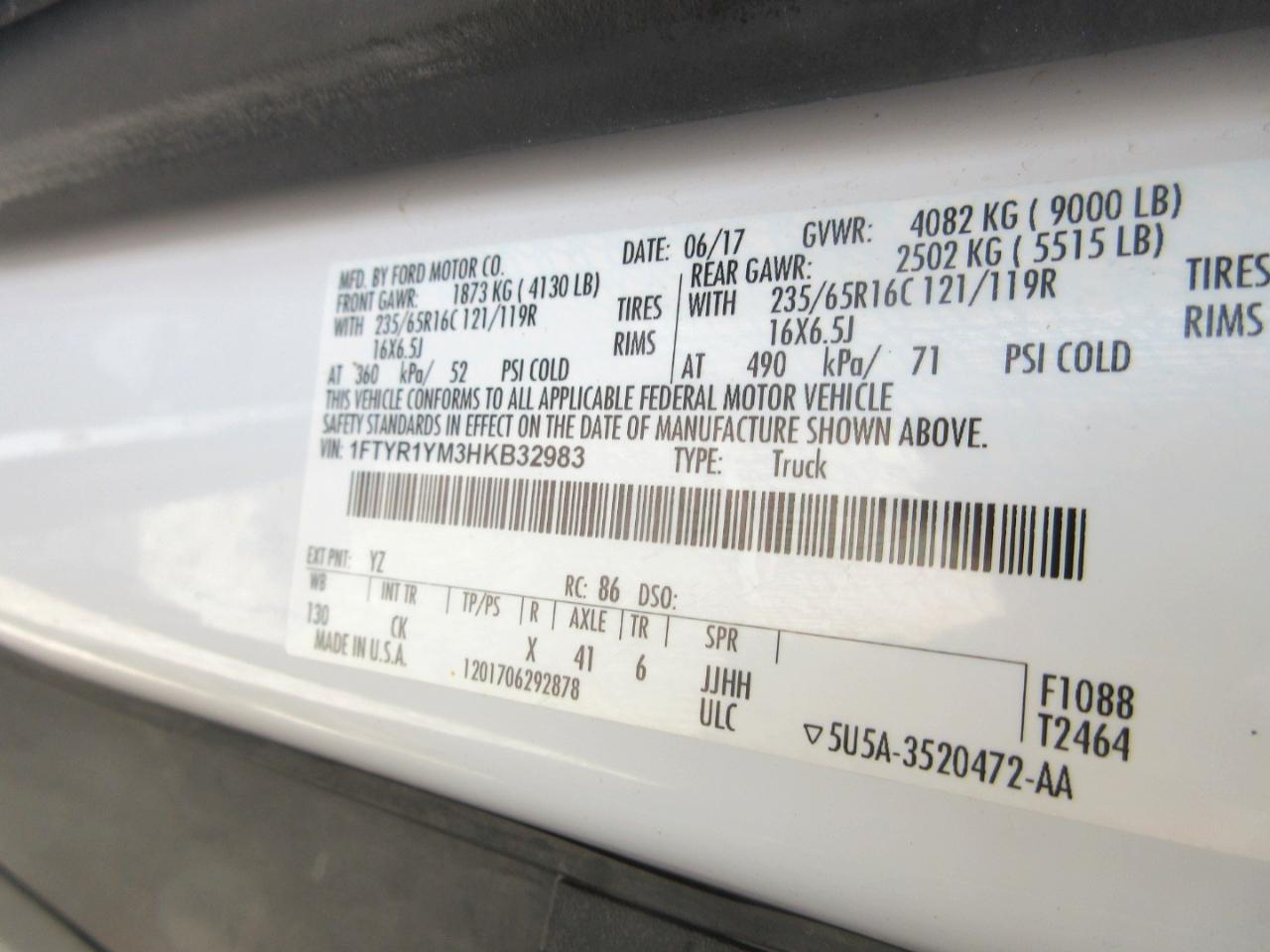 Ford Transit 250 Van Low Roof w/Sliding Pass. 130-in. WB 2017